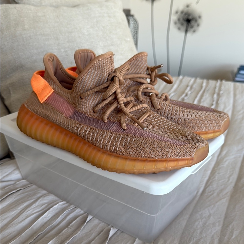 Adidas Yeezy Boost 350 V2 Sneakers “CLAY”